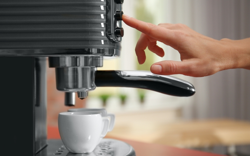 Những lưu ý quan trọng khi sửa chữa máy pha cà phê